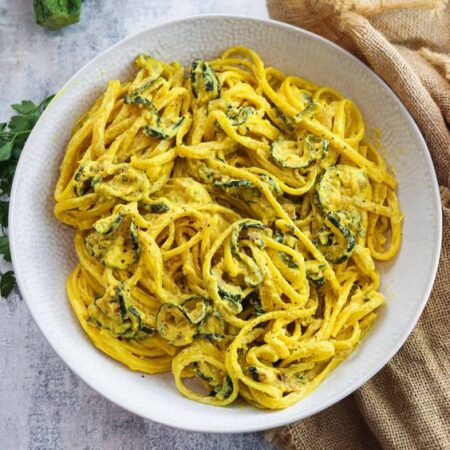 Spaghetti me Shafran, Kungull dhe Speck