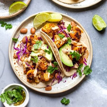 Tacos me Lulelakër Krokante